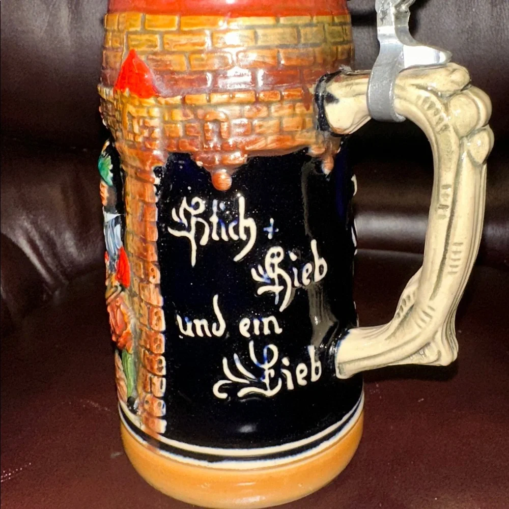 Beer Stein with Pewter Lid - Picture 8 of 16